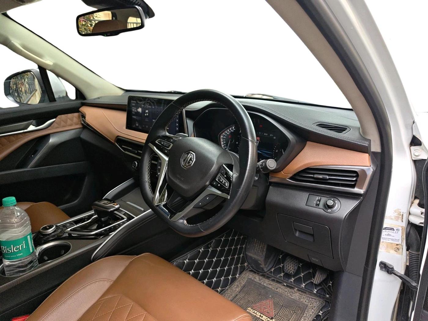 2021 MG GLOSTER SAVVY 6 STR 2.0 TWIN TURBO 4WD, Diesel, Automatic, 38,331 km, interior