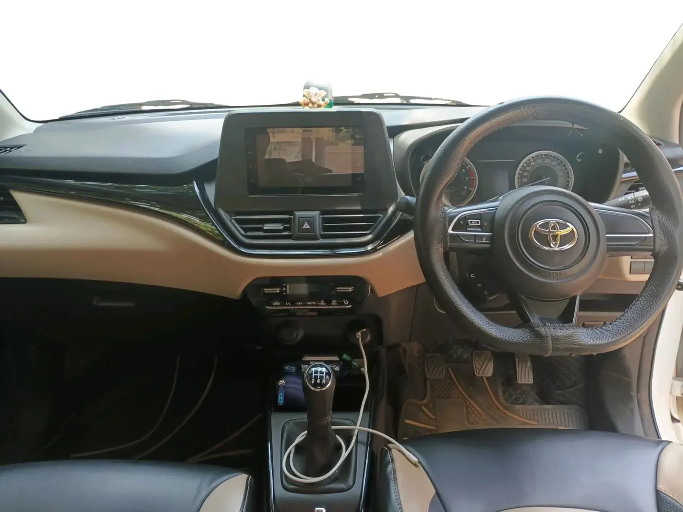 2022 Toyota Glanza S, Petrol, Manual, 73,591 km, interior