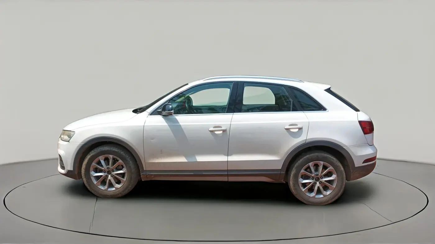 2015 Audi Q3 35 TDI Quattro, Diesel, Automatic, 1,96,467 km, exterior