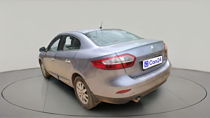 2011 Renault Fluence 2.0 E4 AT, Petrol, Automatic, 78,059 km, exterior