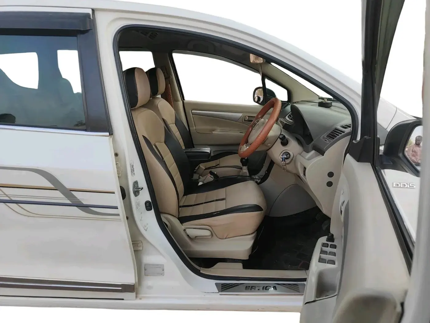 2016 Maruti Ertiga VDI SHVS, Diesel, Manual, 1,85,227 km, interior