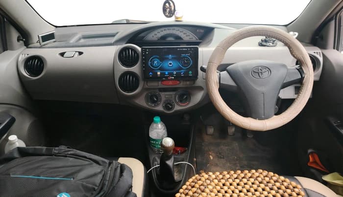 2011 Toyota Etios Liva G, Petrol, Manual, 98,248 km, interior