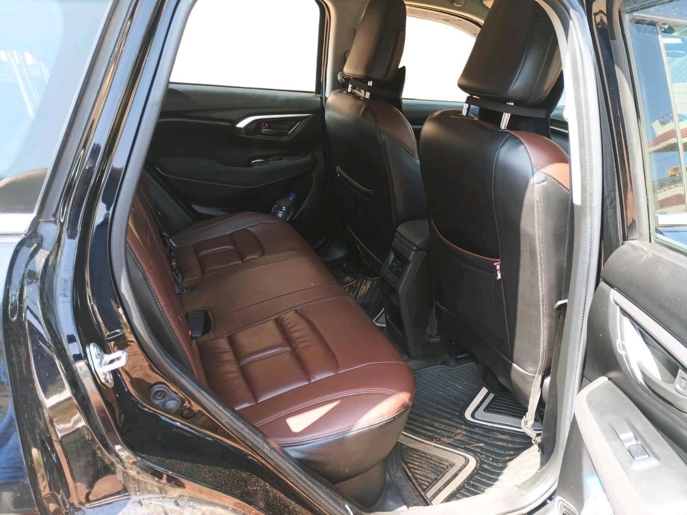 2025 Toyota URBAN CRUISER HYRYDER E NEO DRIVE, Petrol, Manual, 6,169 km, interior