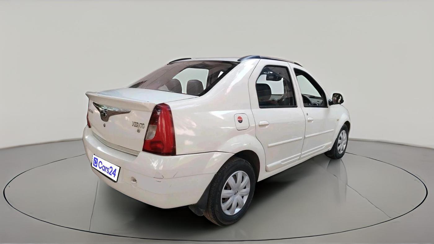 2012 Mahindra Verito 1.5 D6, Diesel, Manual, 3,33,365 km, exterior