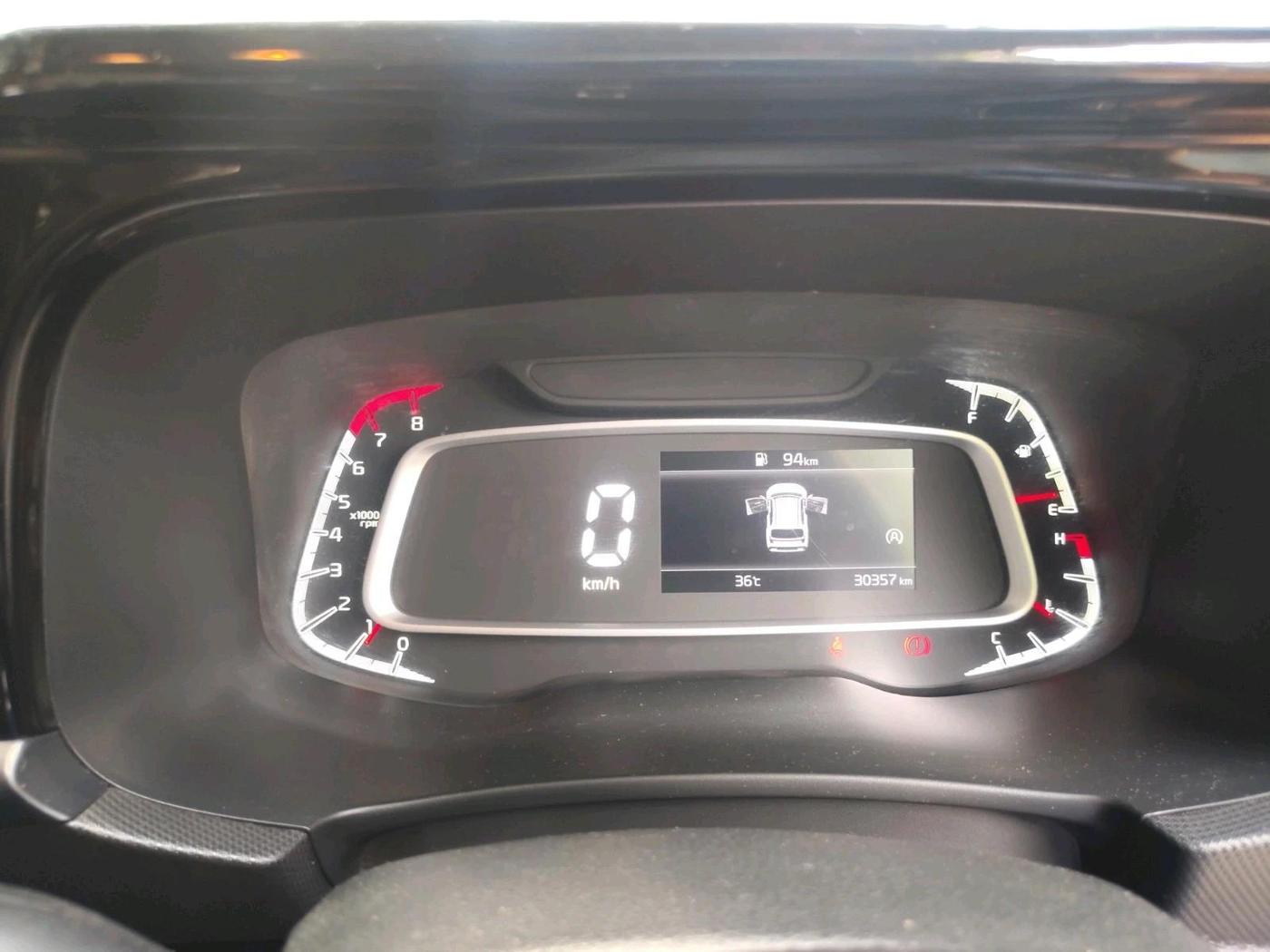 2024 KIA SONET HTK PLUS 1.2 PETROL MT, Petrol, Manual, 30,357 km, interior