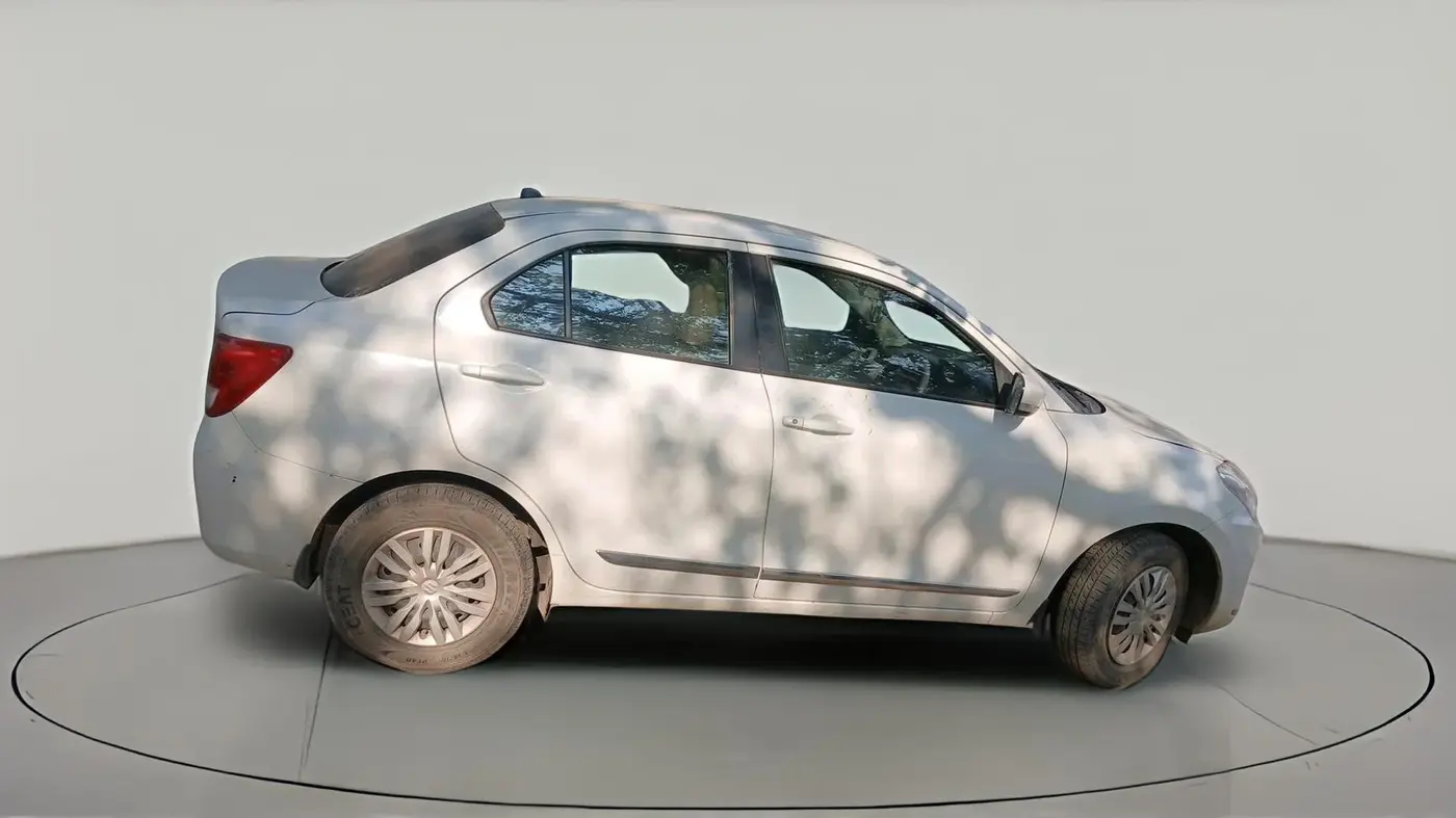 2018 Maruti Dzire VXI, CNG, Manual, 1,42,797 km, exterior