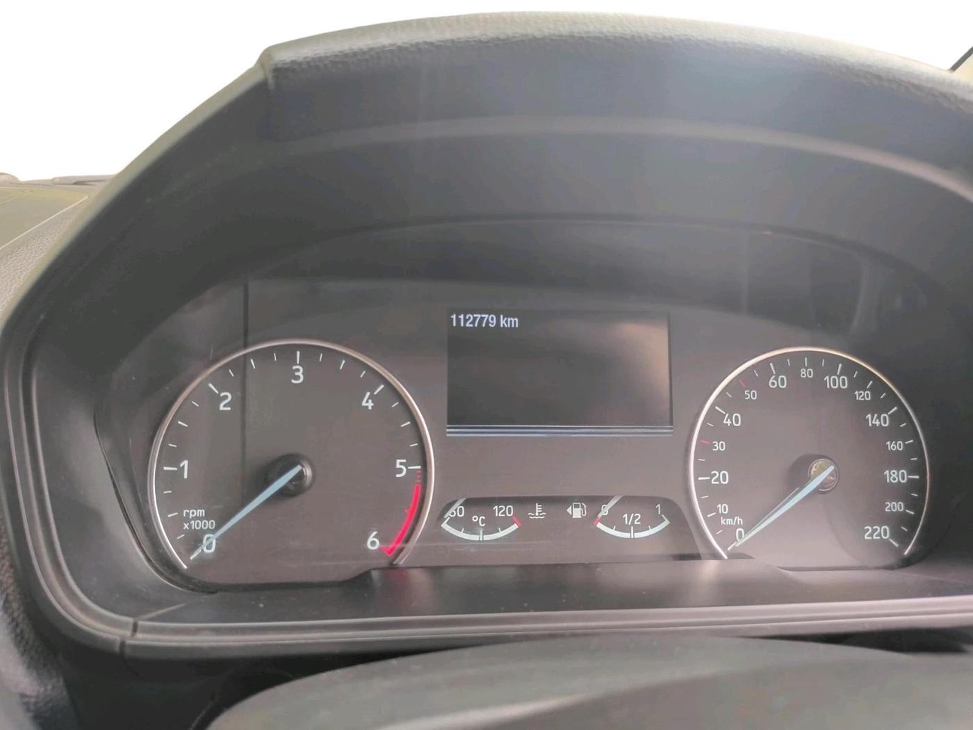 2021 Ford Ecosport TITANIUM 1.5L SPORTS(SUNROOF) DIESEL, Diesel, Manual, 1,12,779 km, interior