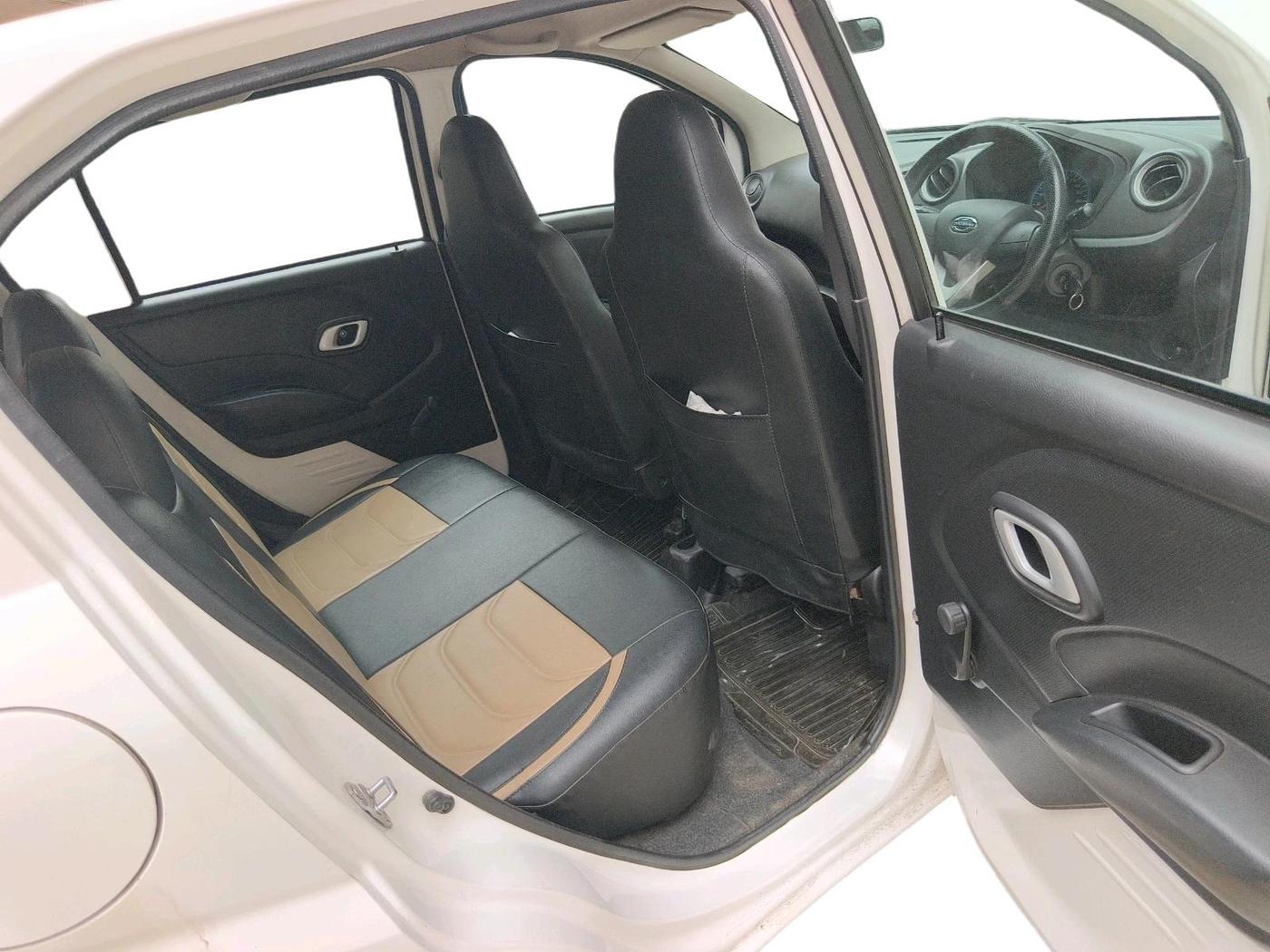 2018 Datsun Redi Go T (O), Petrol, Manual, 1,05,682 km, interior