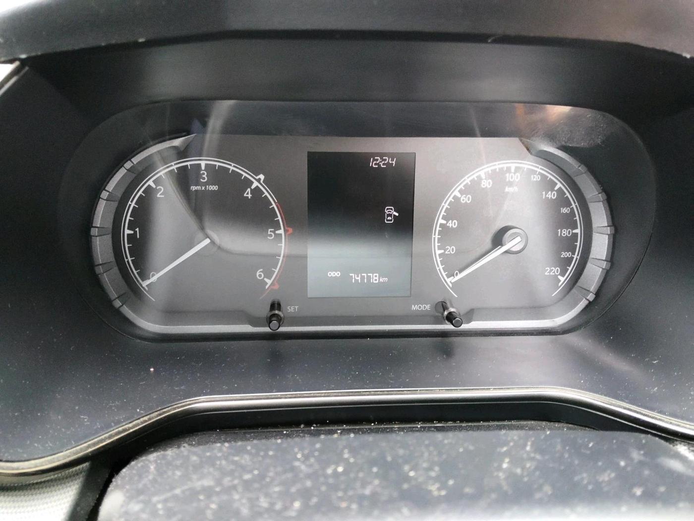 2022 Tata Safari XT PLUS DARK EDITION, Diesel, Manual, 74,778 km, interior