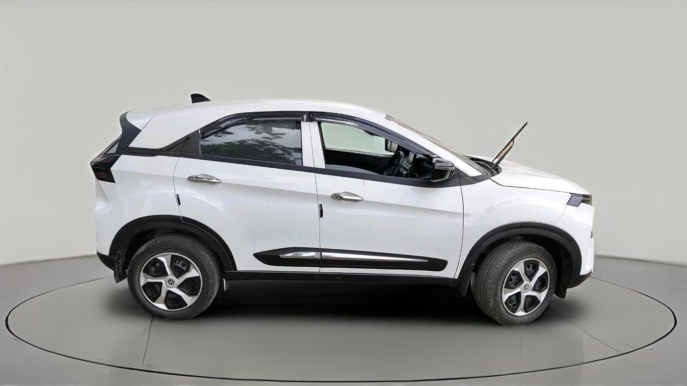 2024 Tata NEXON SMART+ 1.2 PETROL, Petrol, Manual, 10,941 km, exterior