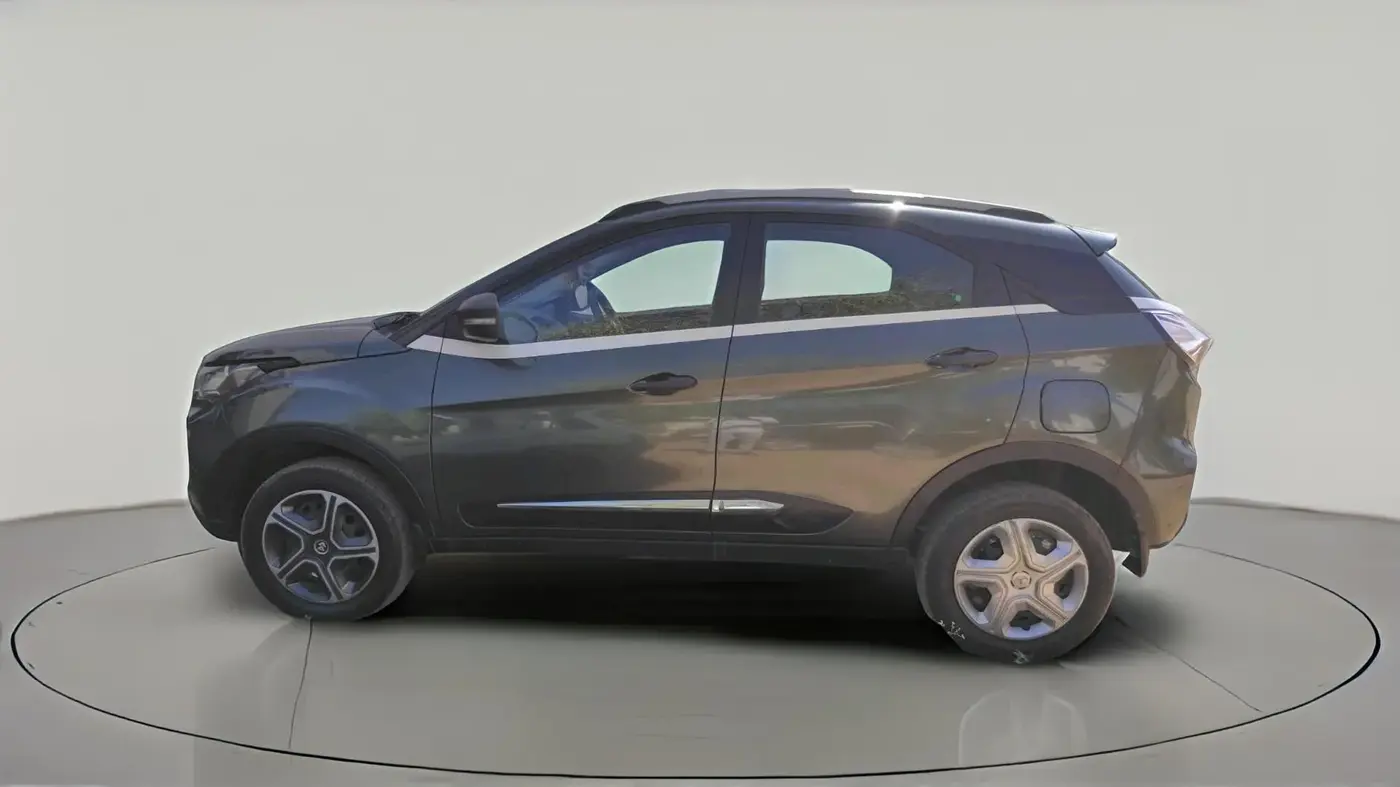 2021 Tata NEXON XM PETROL, Petrol, Manual, 85,638 km, exterior