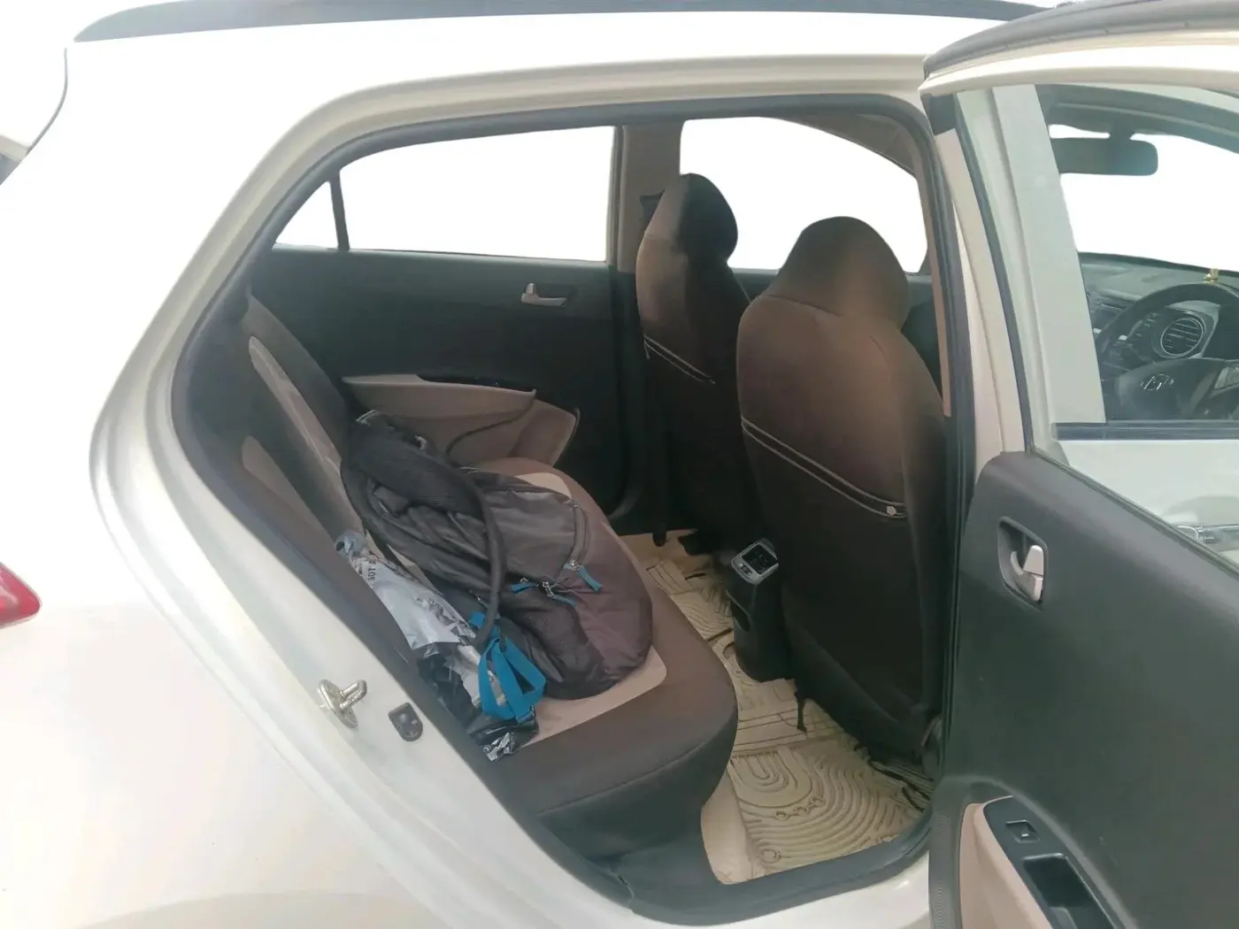 2014 Hyundai Grand i10 ASTA 1.2 KAPPA VTVT, Petrol, Manual, 1,49,564 km, interior