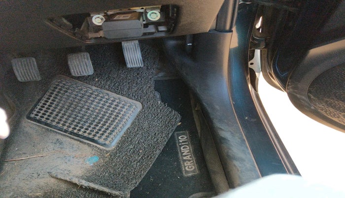 2019 Hyundai GRAND I10 NIOS SPORTZ 1.2 KAPPA VTVT DUAL TONE, Petrol, Manual, 68,496 km, interior