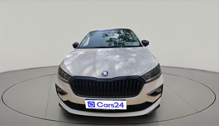 2025 Skoda SLAVIA Sportline 1.0L TSI MT, Petrol, Manual, 6,959 km, exterior