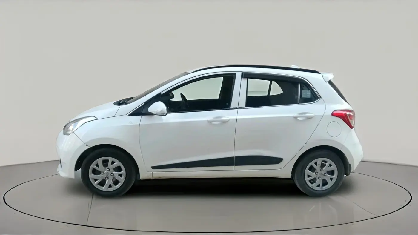 2019 Hyundai Grand i10 SPORTZ 1.2 KAPPA VTVT, Petrol, Manual, 90,436 km, exterior