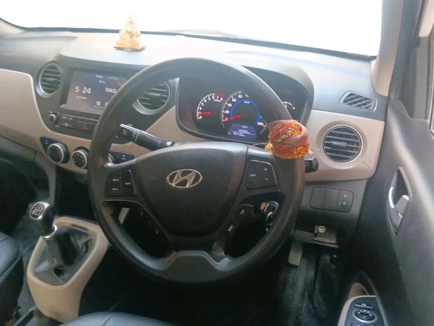 2019 Hyundai Grand i10 SPORTZ 1.2 KAPPA VTVT, Petrol, Manual, 90,436 km, interior