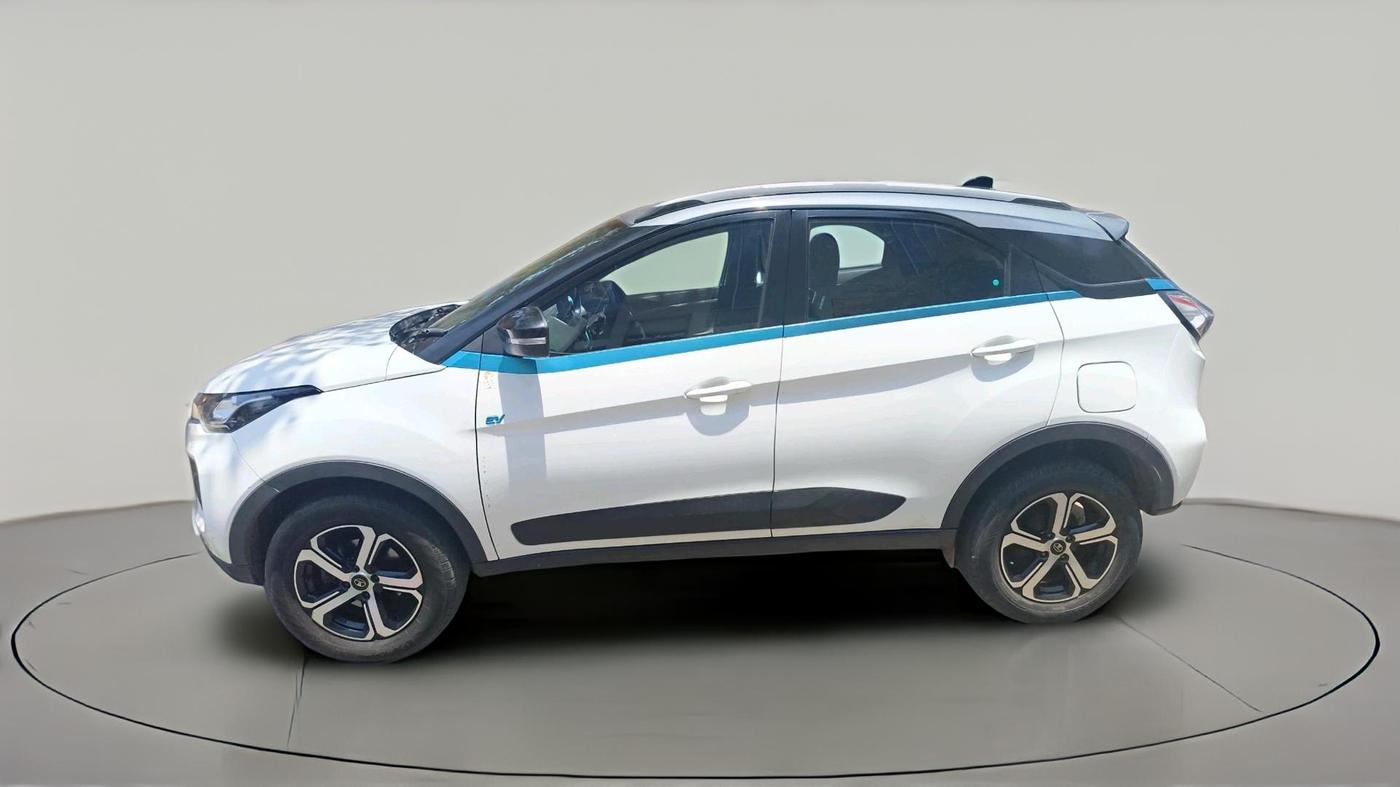 2022 Tata NEXON EV XZ PLUS, Electric, Automatic, 80,931 km, exterior