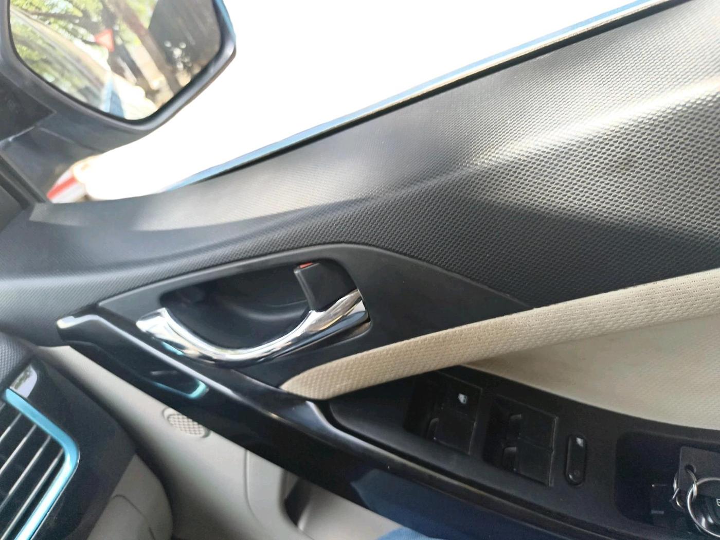 2022 Tata NEXON EV XZ PLUS, Electric, Automatic, 80,931 km, interior