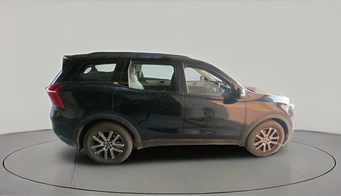 2023 Mahindra XUV700 AX 7 D AT 7 STR, Diesel, Automatic, 26,769 km, exterior