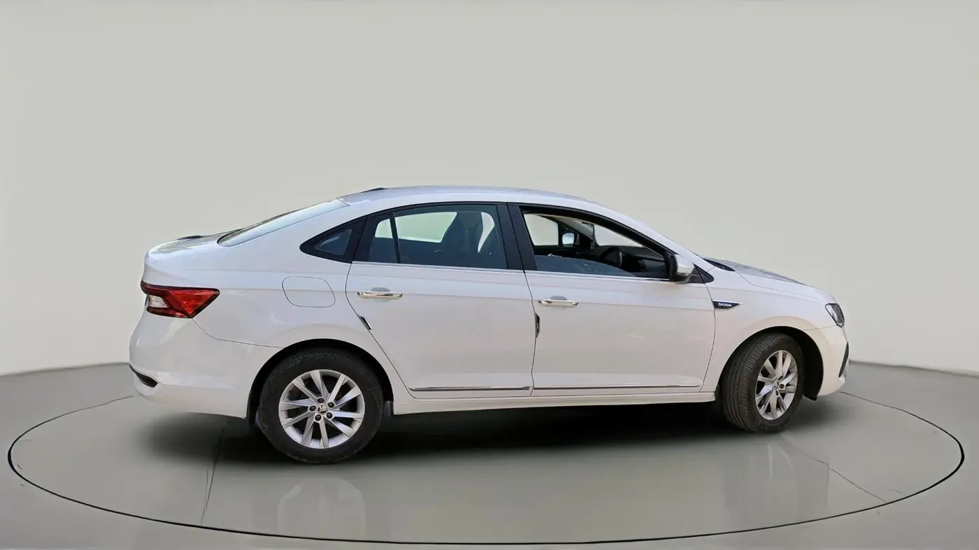 2022 Skoda SLAVIA AMBITION 1.0L TSI MT, Petrol, Manual, 23,100 km, exterior