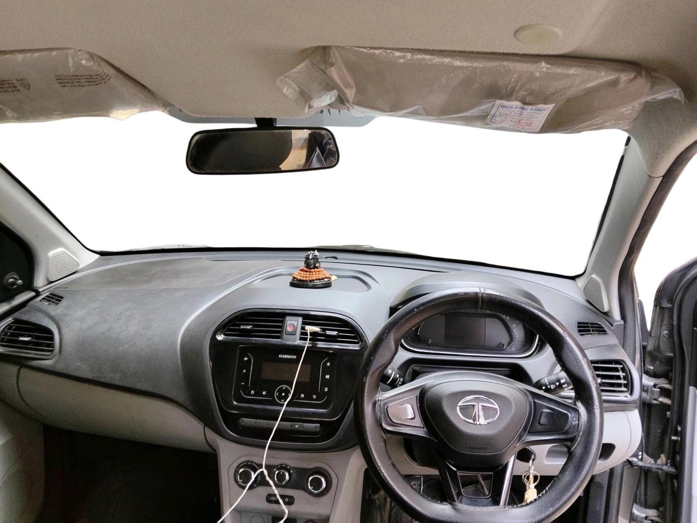 2023 Tata Tiago XM CNG, CNG, Manual, 60,241 km, interior