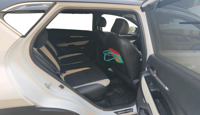 2024 KIA SONET GTX Plus 1.0 Turbo Petrol DCT Dual Tone, Petrol, Automatic, 3,500 km, interior