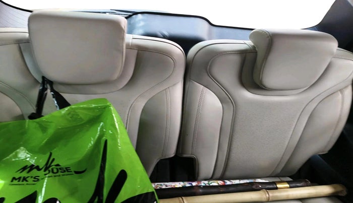 2023 Mahindra XUV700 AX 7 LUXURY D AT 7 STR, Diesel, Automatic, 75,397 km, interior