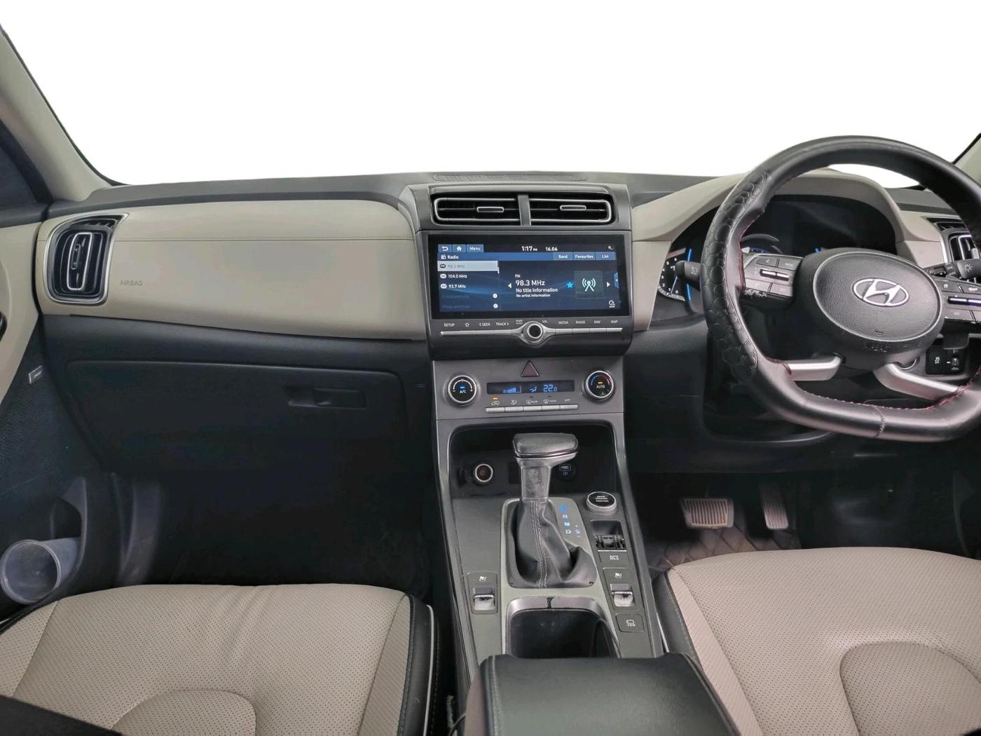 2022 Hyundai Creta SX (O) AT 1.5 DIESEL, Diesel, Automatic, 73,386 km, interior