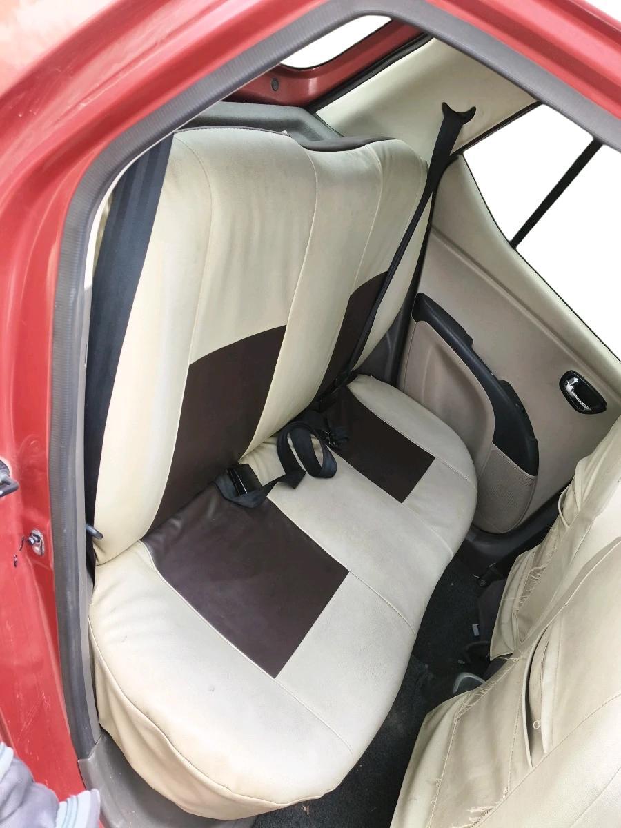 2011 Hyundai i10 MAGNA 1.2, Petrol, Manual, 91,500 km, interior