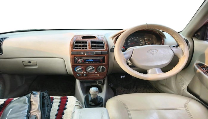 2011 Hyundai Accent EXECUTIVE, Petrol, Manual, 76,989 km, interior