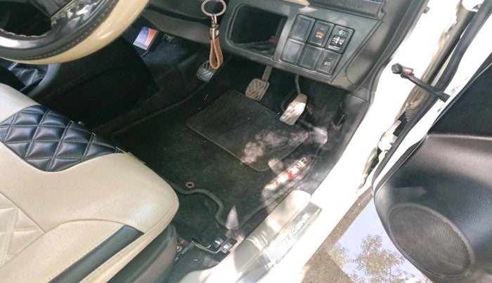 2018 Maruti Wagon R 1.0 VXI, Petrol, Manual, 68,488 km, interior