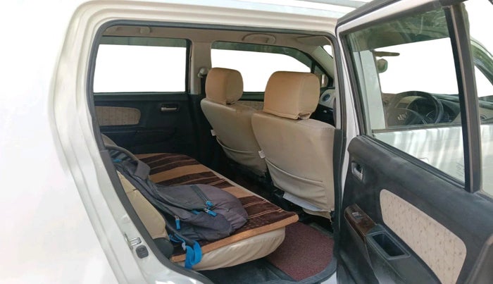 2017 Maruti Wagon R 1.0 VXI, Petrol, Manual, 74,965 km, interior