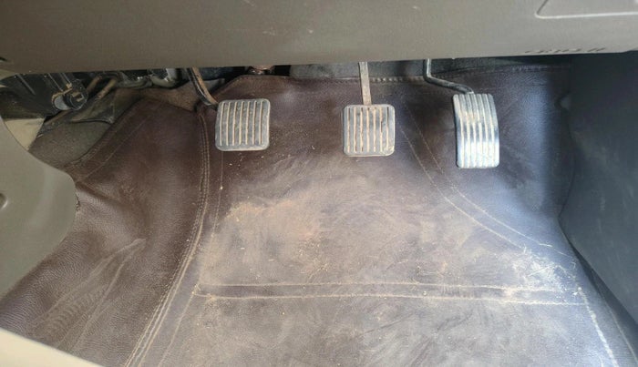 2013 Hyundai i10 SPORTZ 1.2, CNG, Manual, 78,683 km, interior