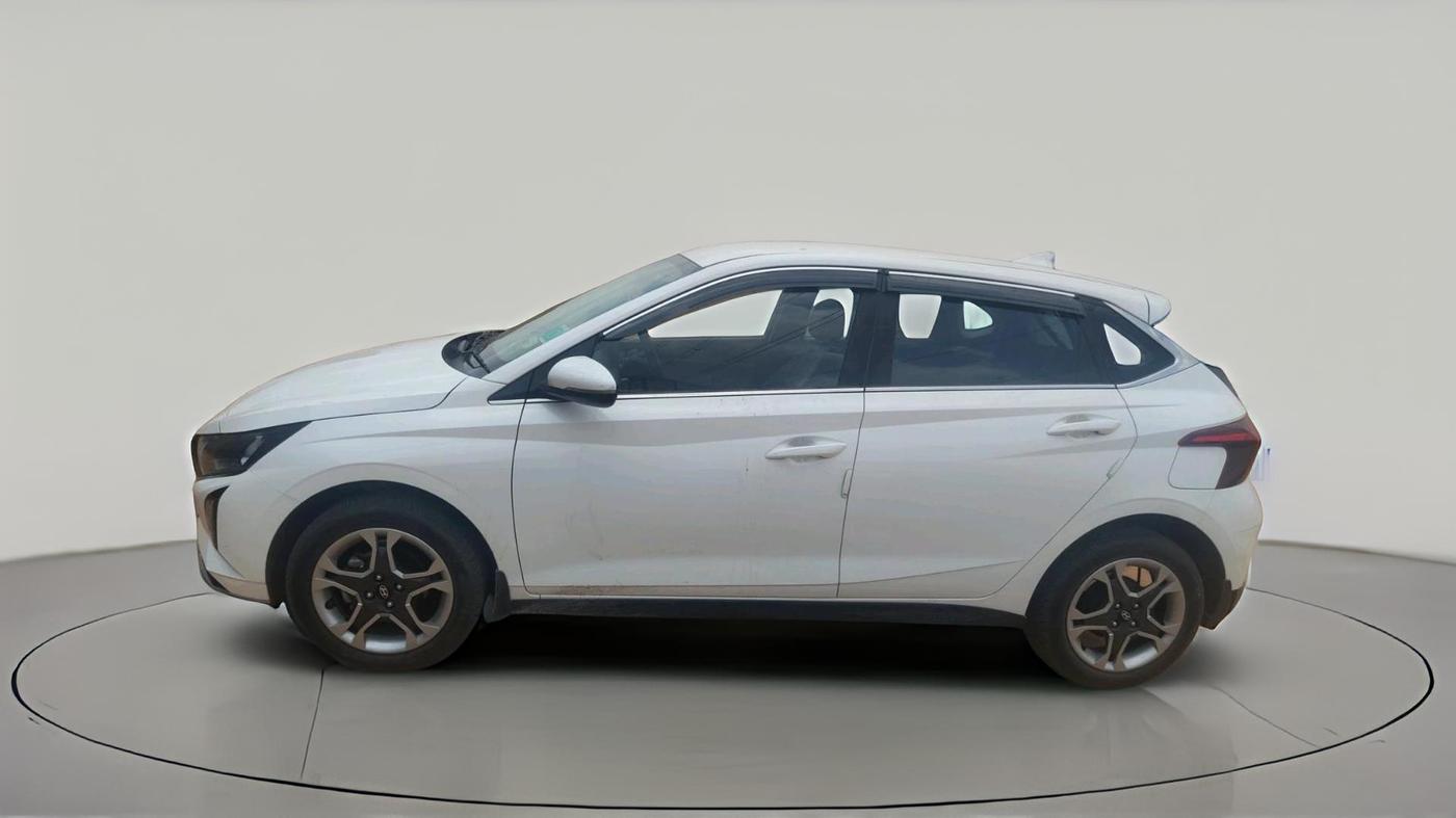 2025 Hyundai NEW I20 SPORTZ 1.2 IVT, Petrol, Automatic, 17,173 km, exterior