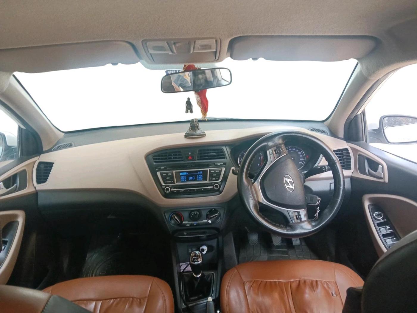 2014 Hyundai Elite i20 MAGNA 1.4 CRDI, Diesel, Manual, 1,56,646 km, interior