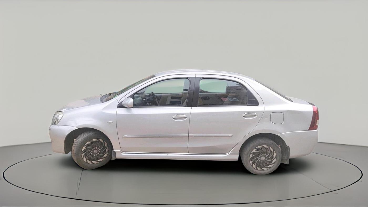2012 Toyota Etios G, Petrol, Manual, 2,84,611 km, exterior