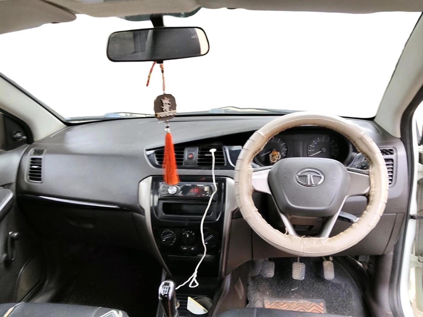 2016 Tata Bolt XE QUADRAJET, Diesel, Manual, 2,16,075 km, interior