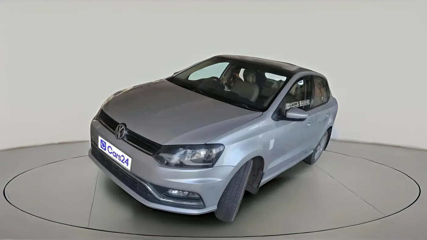 2017 Volkswagen Ameo COMFORTLINE 1.2L, Petrol, Manual, 1,72,947 km, exterior