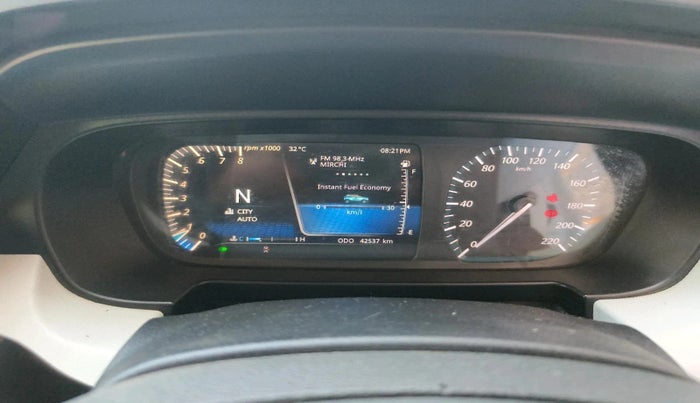 2022 Tata PUNCH CREATIVE AMT 1.2 RTN DUAL TONE, Petrol, Automatic, 42,537 km, interior