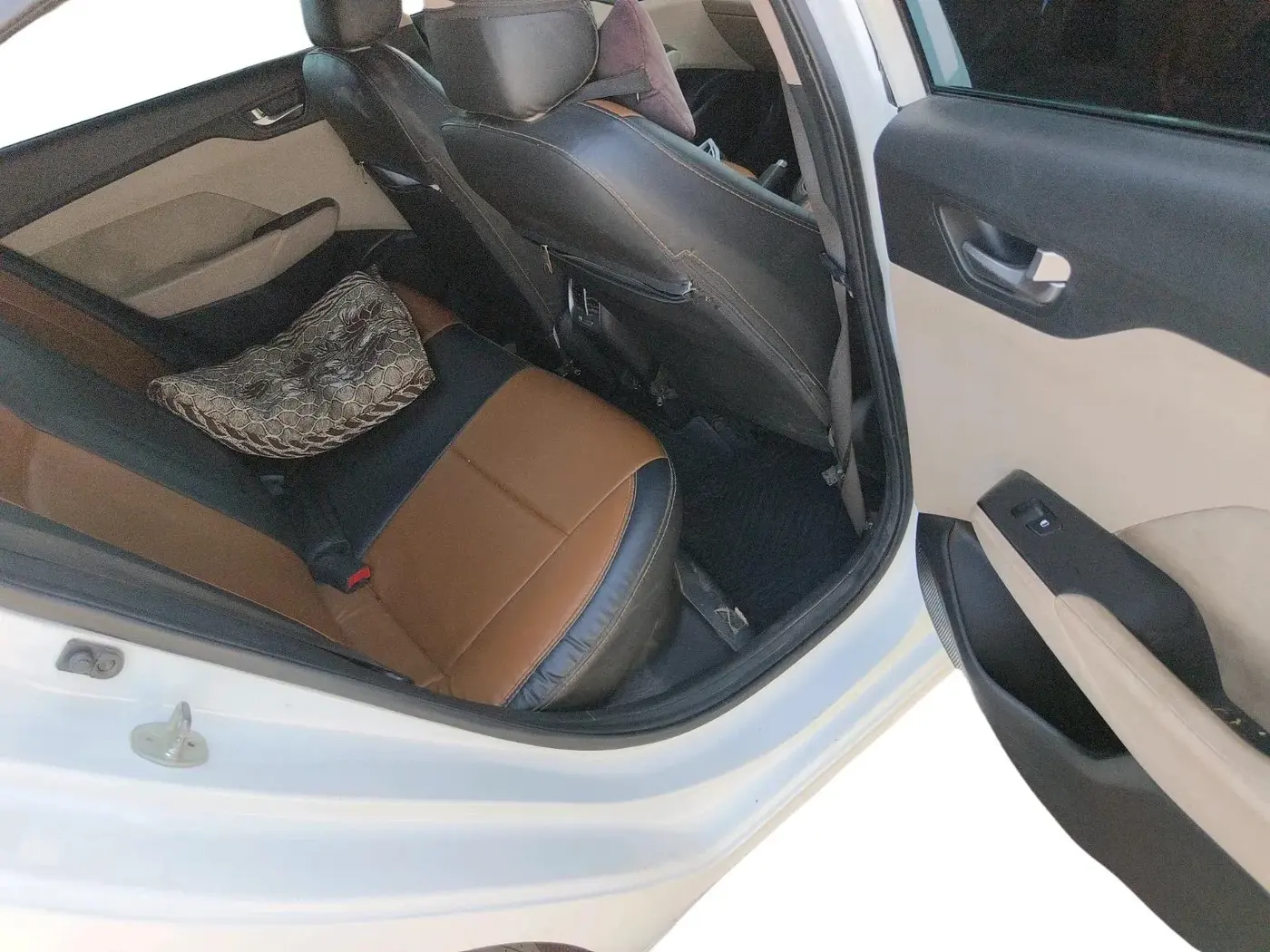 2022 Hyundai Verna SX 1.5 VTVT, Petrol, Manual, 54,562 km, interior