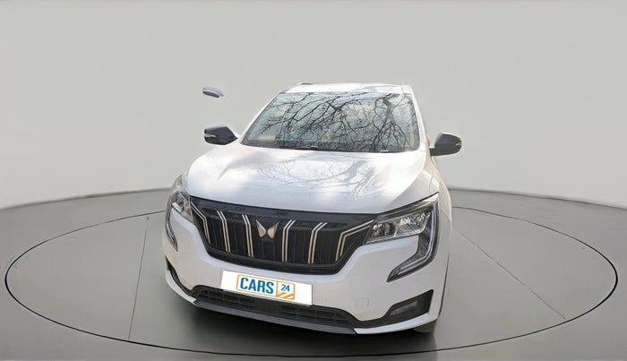 2022 Mahindra XUV700 AX 3 P MT 5 STR, Petrol, Manual, 56,000 km, exterior