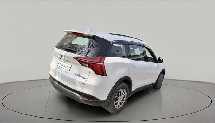 2022 Mahindra XUV700 AX 3 P MT 5 STR, Petrol, Manual, 56,000 km, exterior