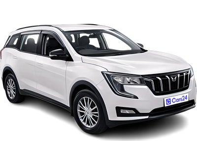 2022 Mahindra XUV700 - SUV - Petrol - Manual - ₹11.60 lakh