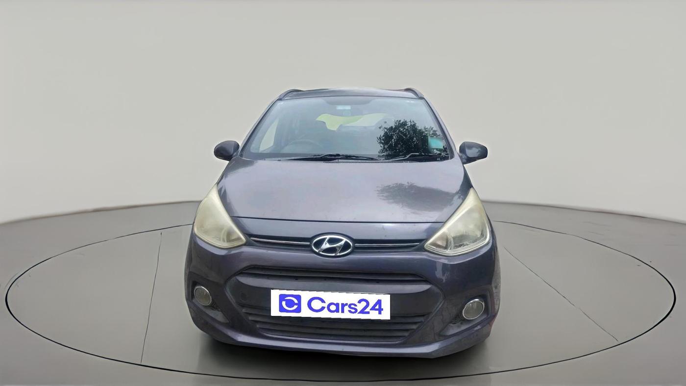 2016 Hyundai Grand i10 ASTA (O) AT 1.2 KAPPA VTVT, CNG, Automatic, 1,02,000 km, exterior