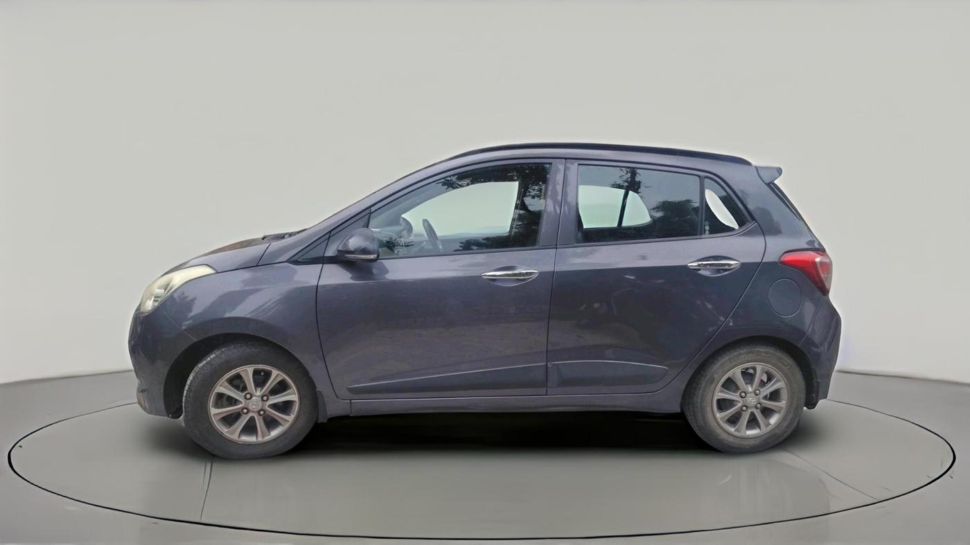 2016 Hyundai Grand i10 ASTA (O) AT 1.2 KAPPA VTVT, CNG, Automatic, 1,02,000 km, exterior