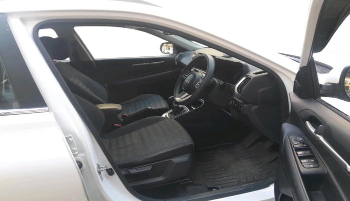 2022 KIA SONET HTK PLUS 1.0 IMT, Petrol, Manual, 58,611 km, interior