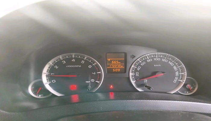 2016 Maruti Swift VXI, CNG, Manual, 1,73,372 km, interior