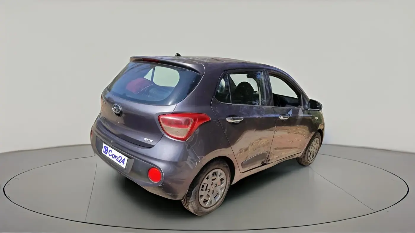 2017 Hyundai Grand i10 ERA 1.2 KAPPA VTVT, CNG, Manual, 67,763 km, exterior