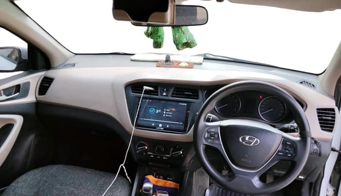 2018 Hyundai Elite i20 SPORTZ 1.2, CNG, Manual, 61,809 km, interior