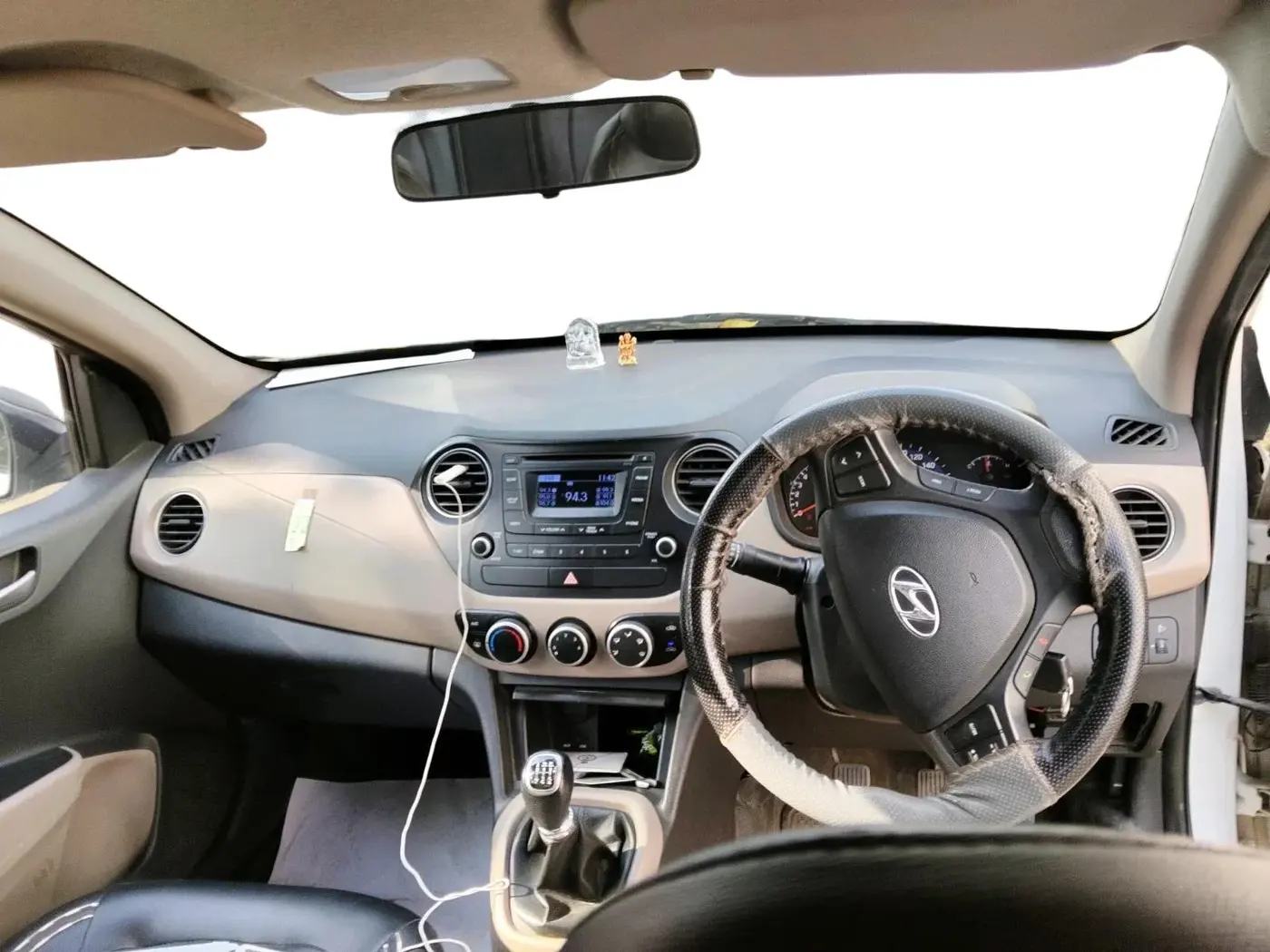 2014 Hyundai Xcent S 1.2, CNG, Manual, 1,01,711 km, interior